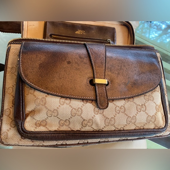 (RARE*RARE*RARE) VINTAGE GUCCI (ACTUAL CAMERA EQUIPMENT BAG) EXCELLENT VINTAGE) - Picture 2 of 16